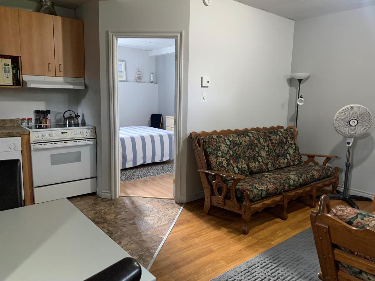 Logement 3 ,5 Entierement Prive Lac-Megantic Ngoại thất bức ảnh